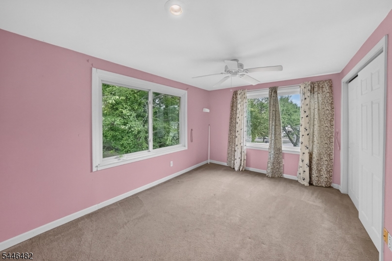 6 Concord Drive Franklin NJ 08873