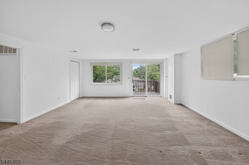 6 Concord Drive Franklin NJ 08873