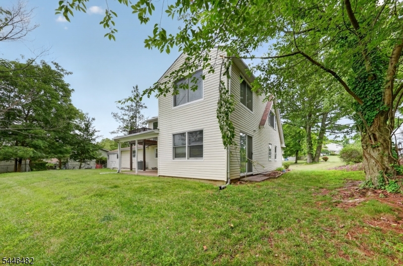6 Concord Drive Franklin NJ 08873