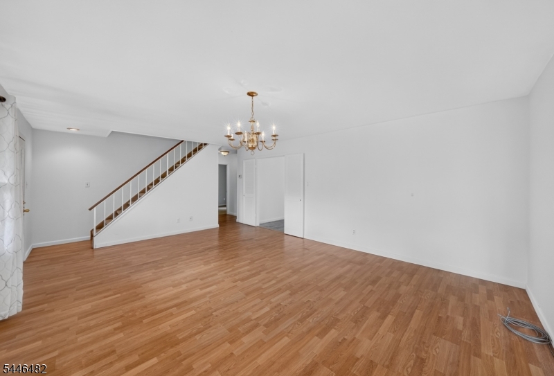 6 Concord Drive Franklin NJ 08873