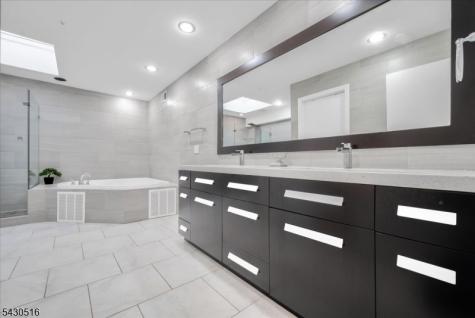 950 Sunset Ridge Bridgewater NJ 08807