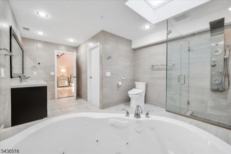 950 Sunset Ridge Bridgewater NJ 08807