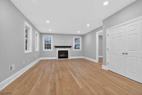 105 Woodfern Road Branchburg NJ 08853