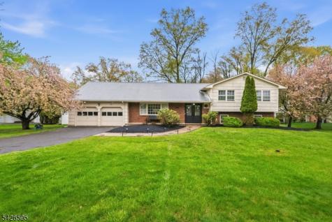 30 Cheryl Road Montville NJ 07058