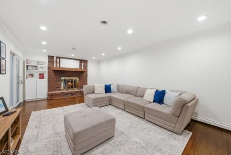30 Cheryl Road Montville NJ 07058
