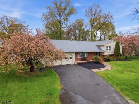 30 Cheryl Road Montville NJ 07058