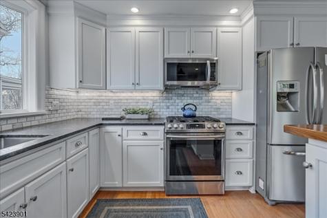 41 Oakwood Avenue Montclair NJ 07043