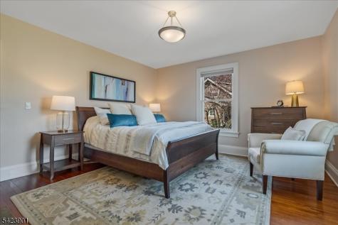 41 Oakwood Avenue Montclair NJ 07043
