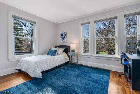 41 Oakwood Avenue Montclair NJ 07043