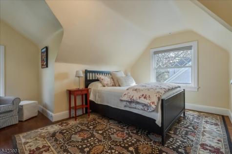 41 Oakwood Avenue Montclair NJ 07043