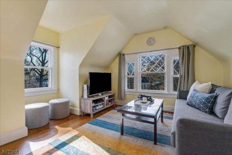 41 Oakwood Avenue Montclair NJ 07043