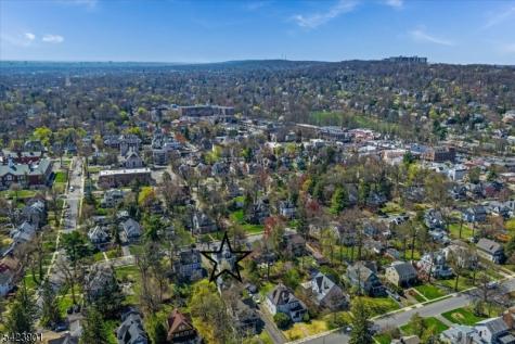 41 Oakwood Avenue Montclair NJ 07043