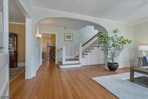 41 Oakwood Avenue Montclair NJ 07043