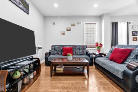 510 Burnham Road Elizabeth NJ 07202