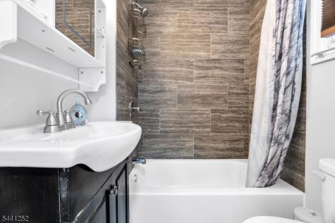 510 Burnham Road Elizabeth NJ 07202
