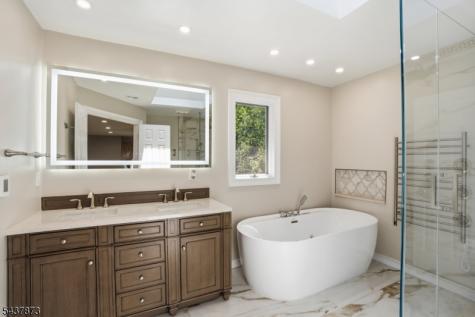 2 Woodside Avenue West Caldwell NJ 07006