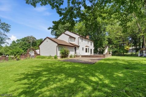 2 Woodside Avenue West Caldwell NJ 07006