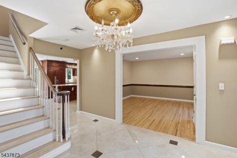 2 Woodside Avenue West Caldwell NJ 07006