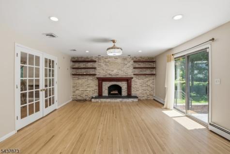 2 Woodside Avenue West Caldwell NJ 07006