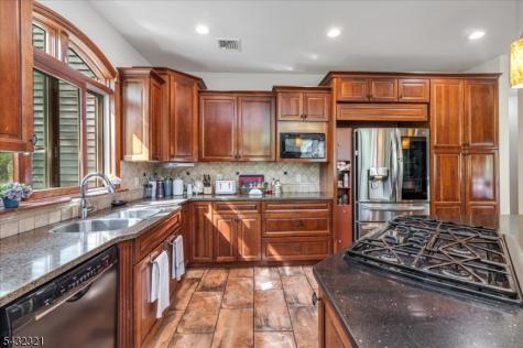 65 Gunn Road Frankford NJ 07826