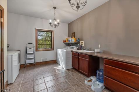 65 Gunn Road Frankford NJ 07826