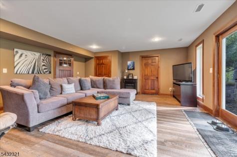 65 Gunn Road Frankford NJ 07826