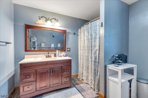 65 Gunn Road Frankford NJ 07826