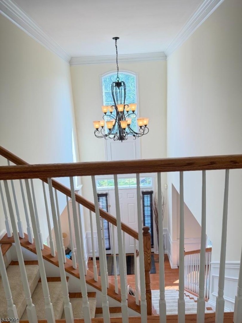 81 Lafayette Circle Totowa NJ 07512