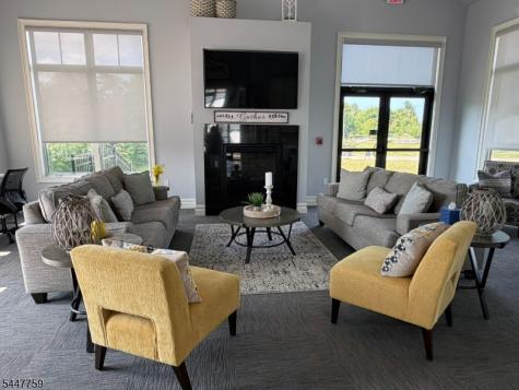 40 Thomas Knoll Boulevard Mansfield NJ 07865