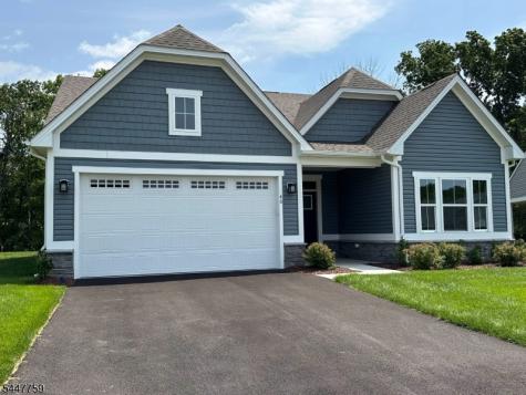 40 Thomas Knoll Boulevard Mansfield NJ 07865