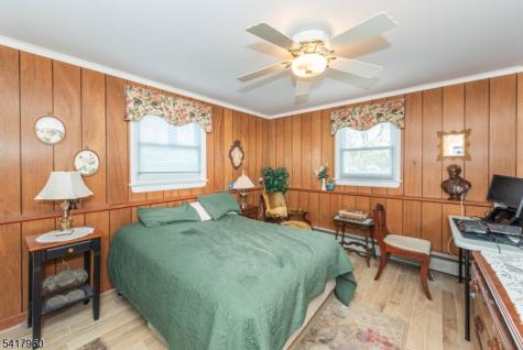 39 Homestead Avenue East Hanover NJ 07936
