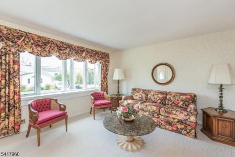 39 Homestead Avenue East Hanover NJ 07936