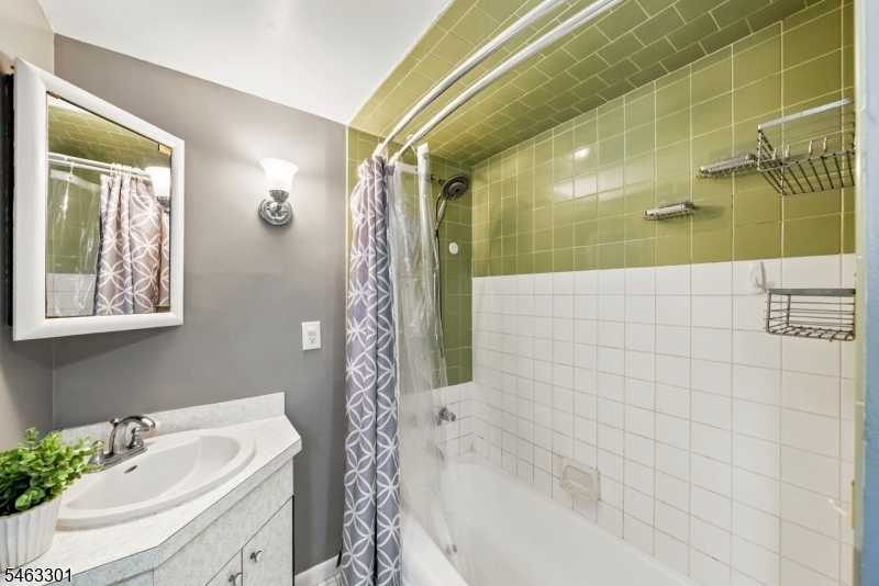 171 Olive Avenue Pompton Lakes NJ 07442