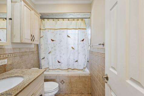 251 Main Street East Rutherford NJ 07073