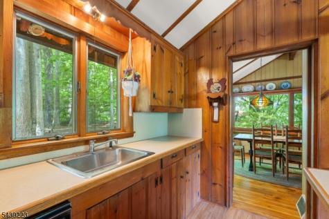 2079 Lakeside Drive Vernon NJ 07422