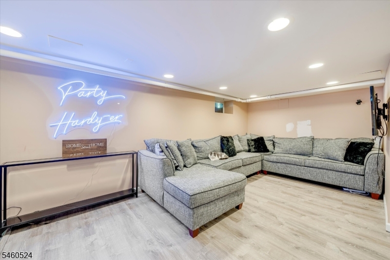 828 North Avenue West Westfield NJ 07090