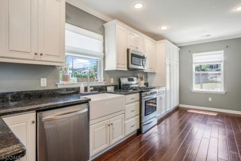 203 Harris Avenue Middlesex NJ 08846