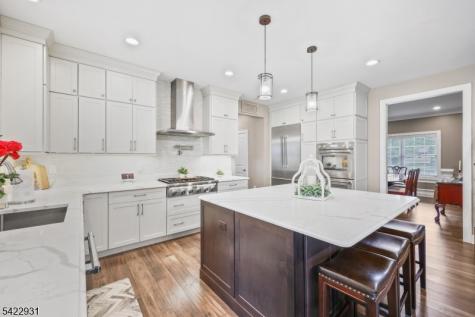13 Fox Run Monroe NJ 08831