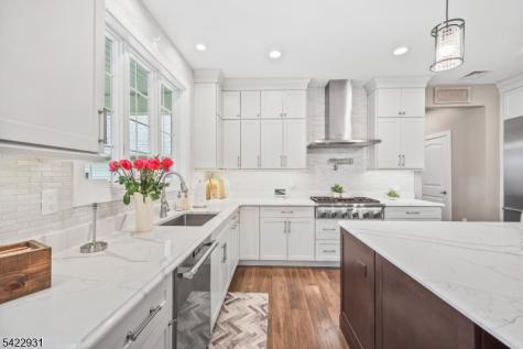 13 Fox Run Monroe NJ 08831