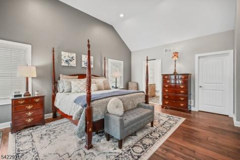 13 Fox Run Monroe NJ 08831
