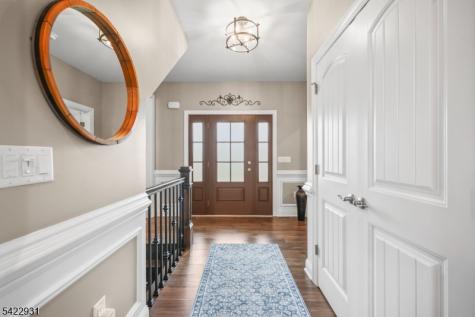 13 Fox Run Monroe NJ 08831