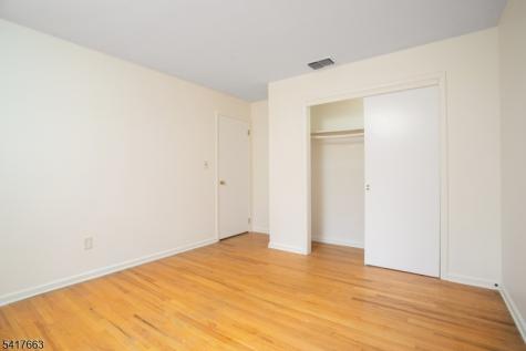 25 Devonshire Terrace West Orange NJ 07052