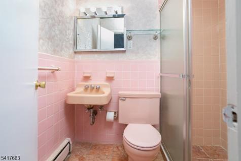 25 Devonshire Terrace West Orange NJ 07052