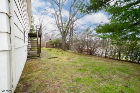 25 Devonshire Terrace West Orange NJ 07052