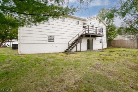 25 Devonshire Terrace West Orange NJ 07052