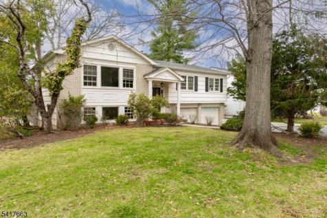 25 Devonshire Terrace West Orange NJ 07052