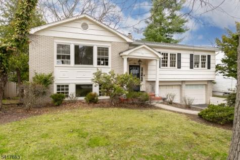 25 Devonshire Terrace West Orange NJ 07052