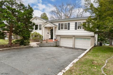 25 Devonshire Terrace West Orange NJ 07052