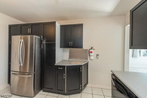 27 Viewpoint Road Wayne NJ 07470