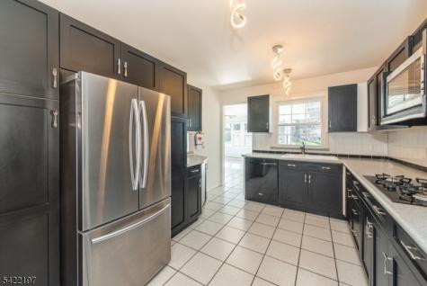 27 Viewpoint Road Wayne NJ 07470